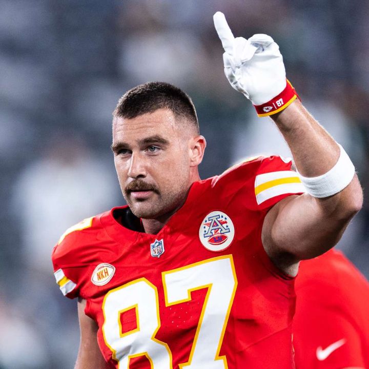 Travis Kelce net Worth